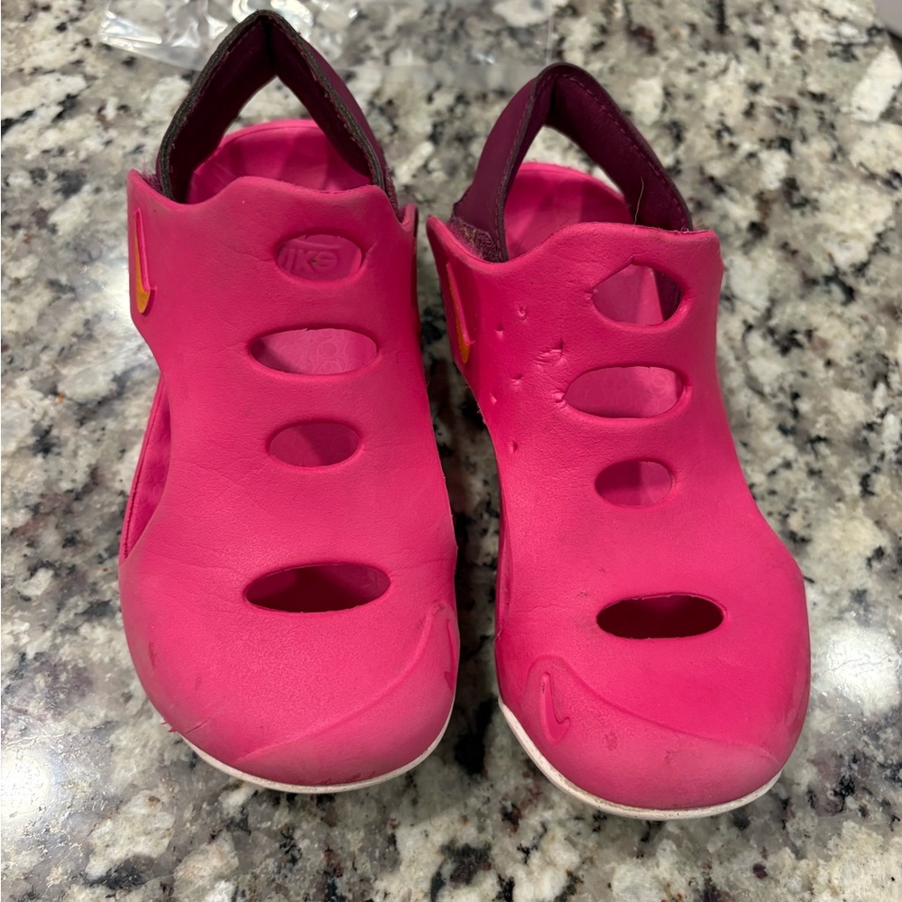 Nike girls Pink Sandals